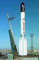 Proton s modulem Zarja (ISS) ped startem (20.11.1998)