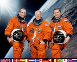 Expedice 6 na ISS (zleva Pettit, Bowersox a Budarin)