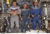 Posdka Sojuzu TMA-4 na ISS (22.04.2004)