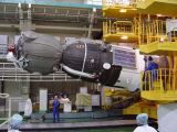 Sojuz TMA-7 p�i p�edstartovn� p��prav�