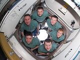Posádka STS-130 v modulu Cupola (19.02.2010)