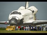 Raketoplán Atlantis STS-135 po přistání na KSC (21.07.2011)