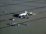 Columbia STS-28 po pistn na Edward AFB (13.08.1989)