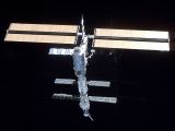 ISS při odletu STS-98 (16.02.2001)