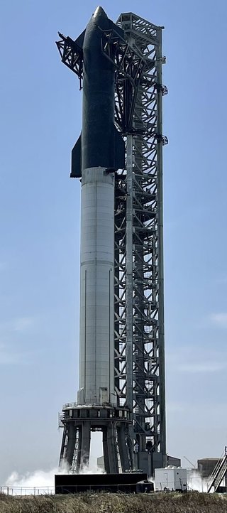 Prototyp SHS na rampě v Boca Chica (18.03.2022)