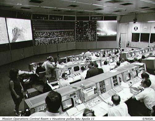 MOCR v Houston poas letu Apolla 11