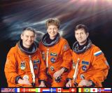 Expedice 5 na ISS (zleva Korzun Whitson[ov], Treov)