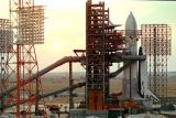 Buran na ramp kosmodromu Bajkonur