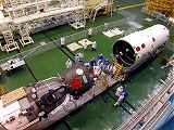 Předstartovní příprava lodi Sojuz TM-32 (22.04.2001)