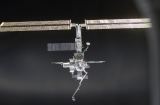 ISS při příletu STS-110 (10.04.2002)