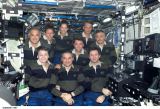 Společná fotografie posádek na oběžné dráze (09.10.2002)