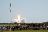 Start raketoplánu Discovery STS-114 (26.07.2005)
