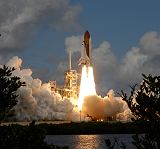 Start raketoplánu Discovery STS-120 z KSC (23.10.2007)