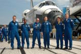 Posdka Discovery STS-121 po pistn na KSC (17.07.2006)