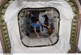Nicole Stottová končí svůj pobyt na stanici ISS (24.11.2009)