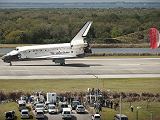 Pistn raketoplnu Discovery STS-133 na KSC (09.03.2011)