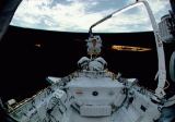 EURECA-1L na RMS krátce před vypuštěním (02.08.1992)