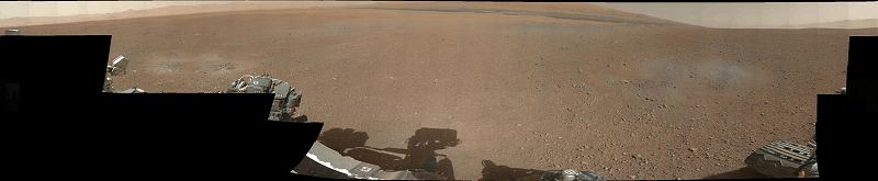 První barevné panorama okolí přistání Curiosity (v nižším rozlišení, 09.08.2012)