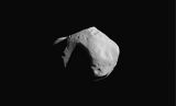 Asteroid Mathilde ze vzdlenosti 2400 km (27.06.1997)